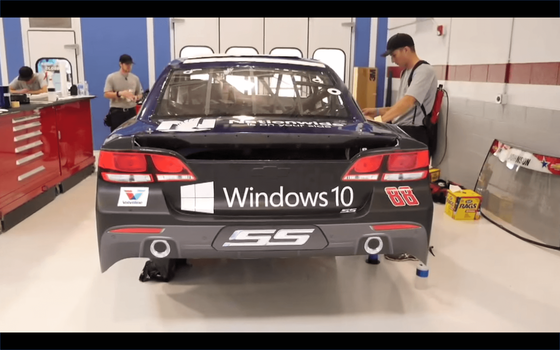 windows 10 nascar betting odds and pick